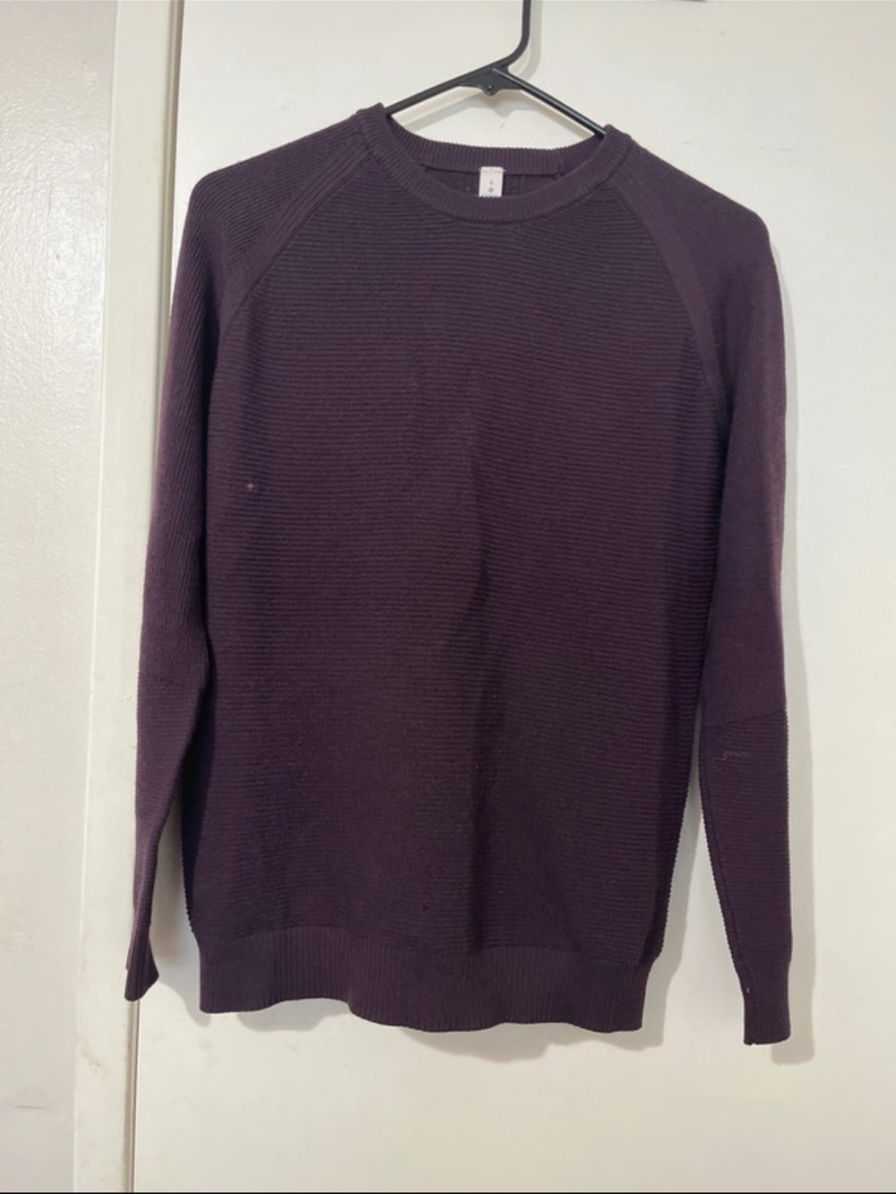 lululemon athletica Crewneck 100% Merino Wool Sweater in Deep Plum size 6